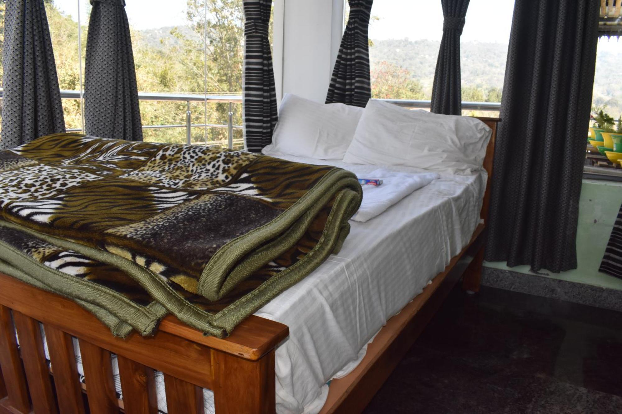 Yelagiri Goldhill Resort Ngoại thất bức ảnh