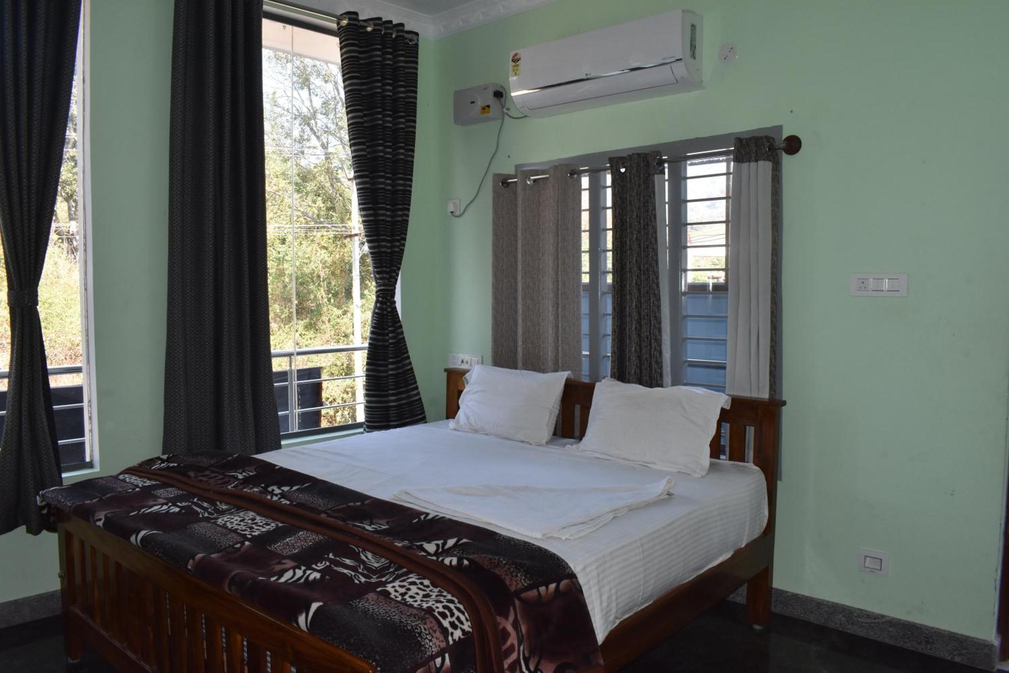 Yelagiri Goldhill Resort Ngoại thất bức ảnh