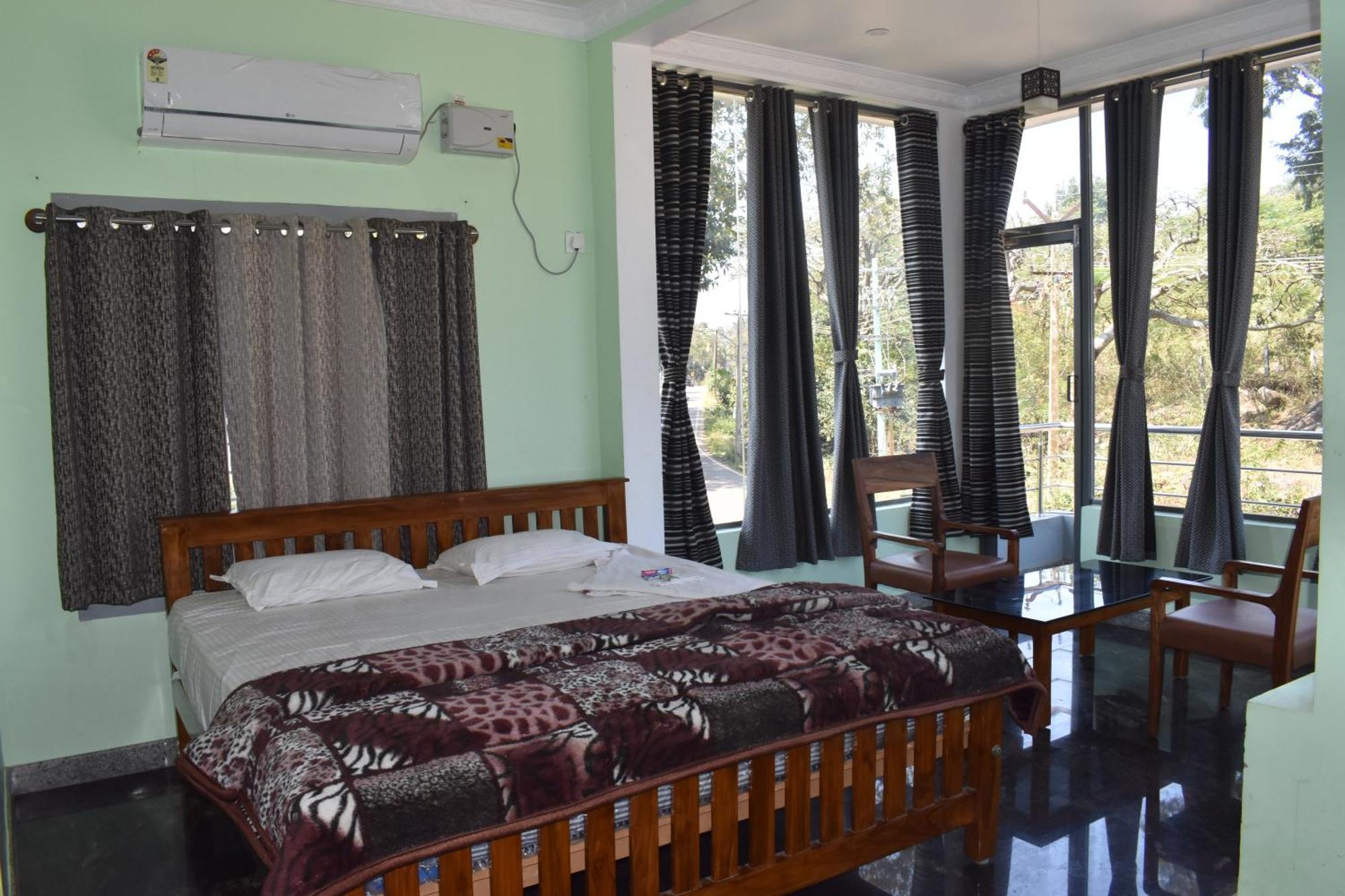 Yelagiri Goldhill Resort Ngoại thất bức ảnh